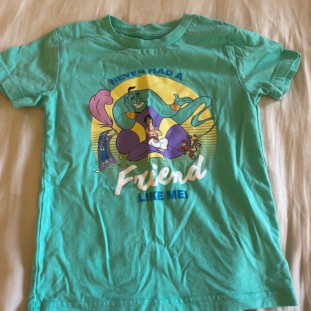✨GIRLS DISNEY “ALADDIN” SHIRT✨